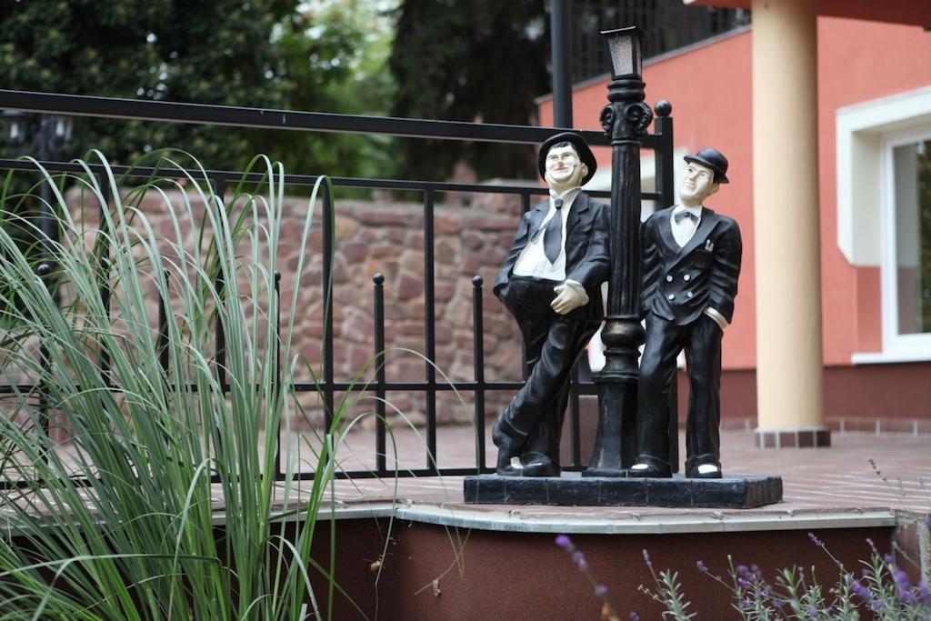 Stan Es Panzio Bed & Breakfast บาลาโตนัลมาดี ภายนอก รูปภาพ