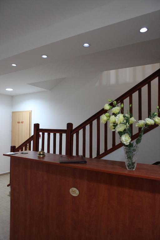 Stan Es Panzio Bed & Breakfast บาลาโตนัลมาดี ภายนอก รูปภาพ